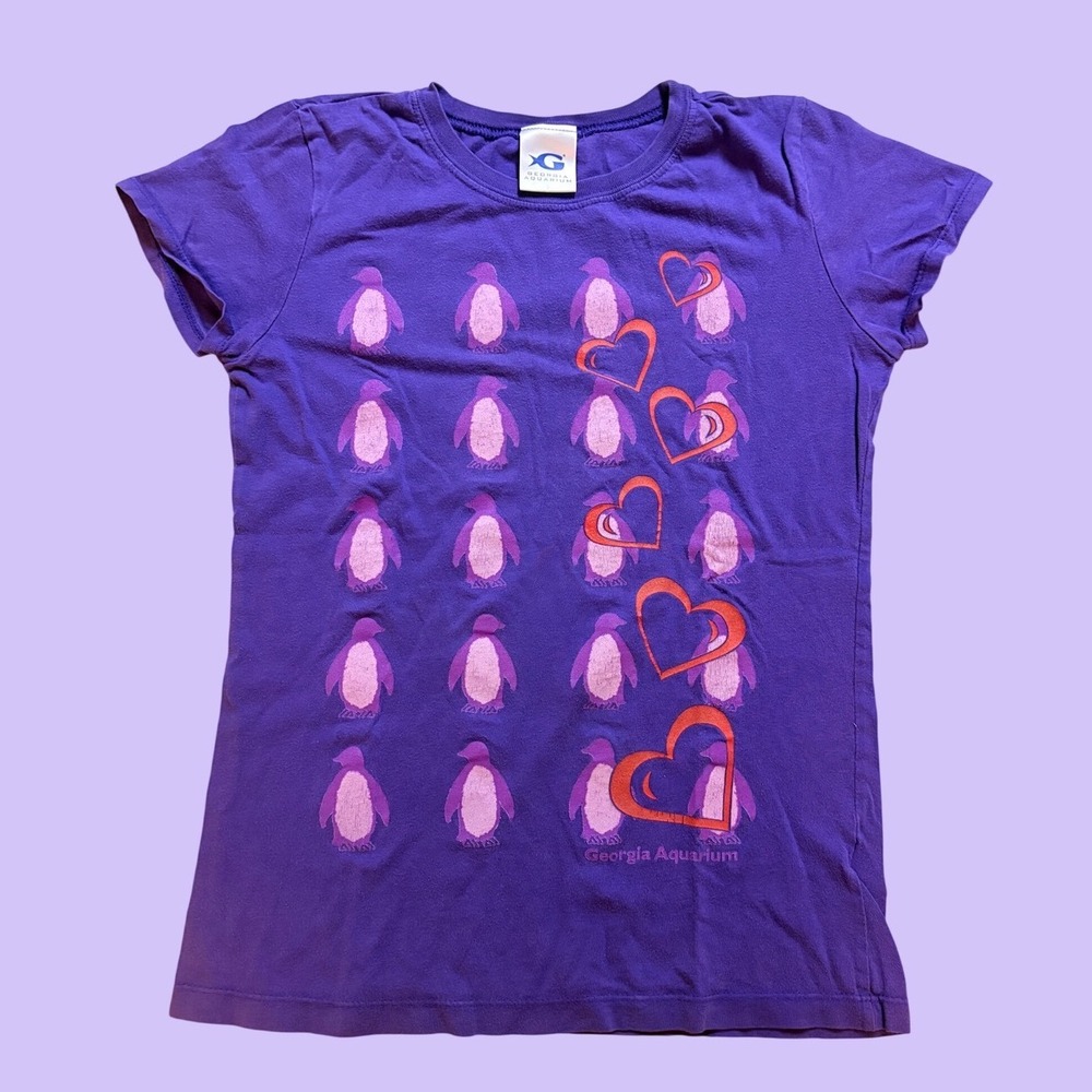 Y2K Georgia Aquarium Penguin Heart Graphic Baby Tee T-Shirt Scene #18